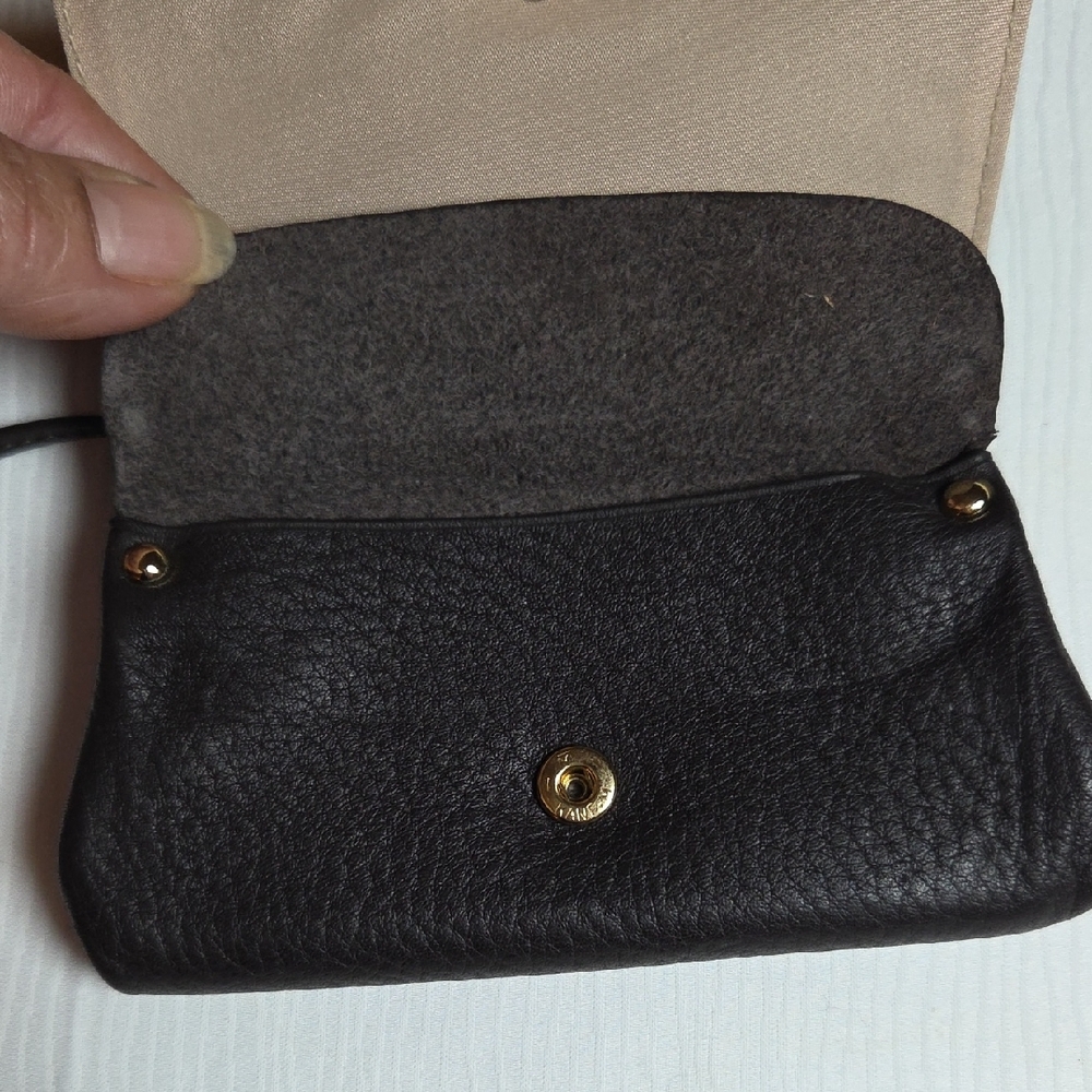 Cole Haan Brown Soft Leather Keychain Card Holder. - Picture 8 of 9